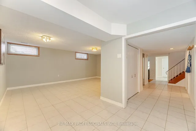 Additional image 36 of 39 Elmcrest Rd