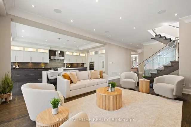 Additional image 9 of 316 Churchill Ave