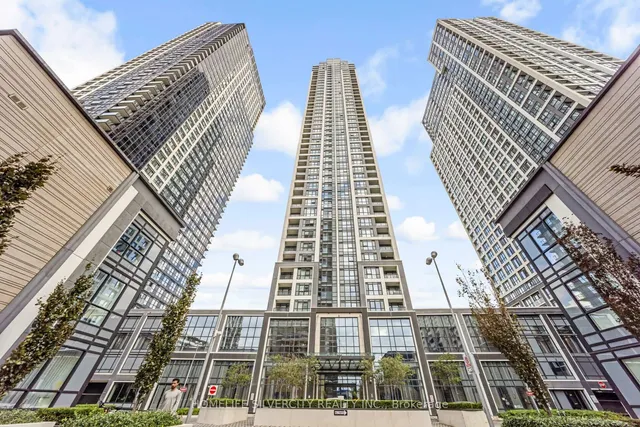 7 Mabelle Ave Unit 3104