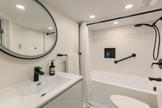 Additional image 41 of 109 Douglas Ave