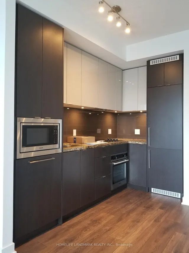 Additional image 13 of 125 Blue Jays Way Unit 3903