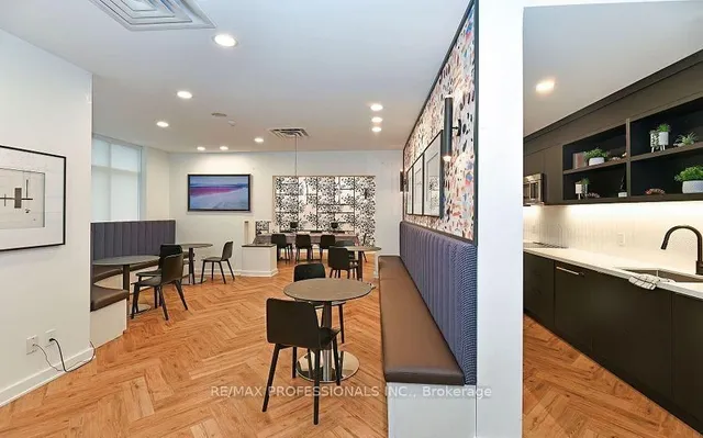 Additional image 21 of 600 Queens Quay Unit 1028