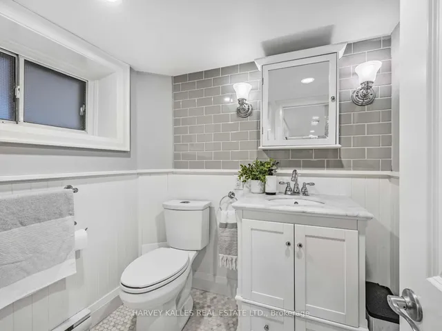 Additional image 19 of 116 Pinewood Ave