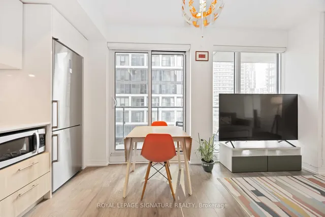 Additional image 8 of 251 Jarvis St Unit 1725