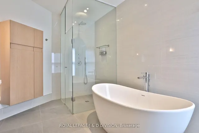 Additional image 25 of 426 Ontario St