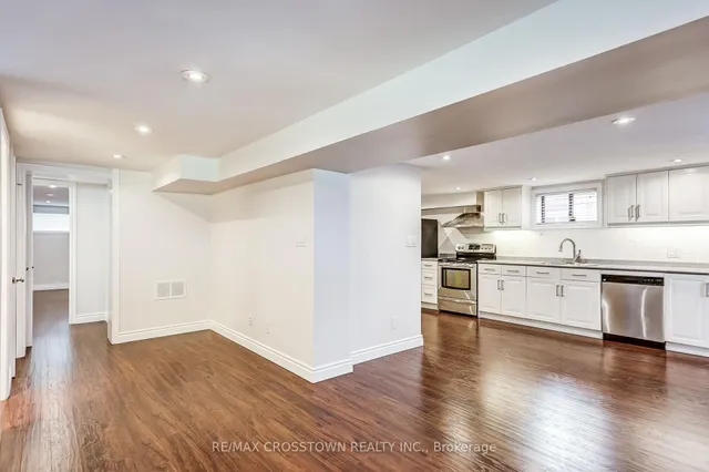 Additional image 36 of 38 Dignam Crt