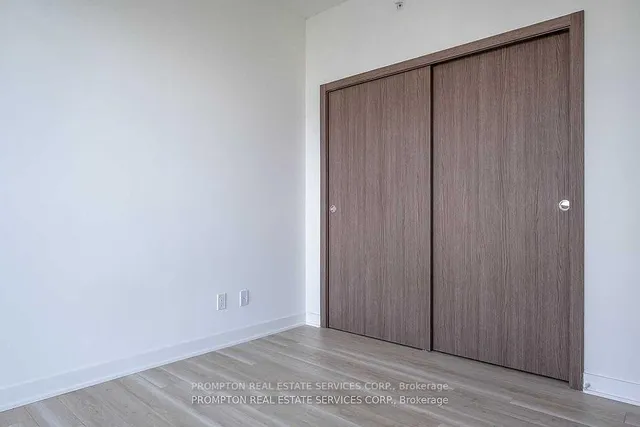 Additional image 6 of 17 Bathurst St Unit 2709