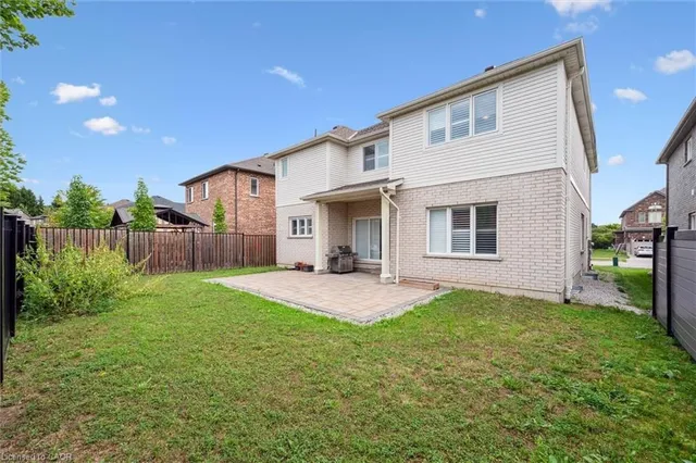 Additional image 35 of 77 Eaglecrest St