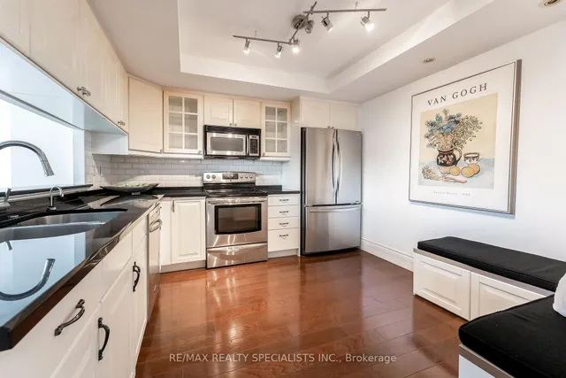 Additional image 27 of 65 Skymark Dr Unit 201