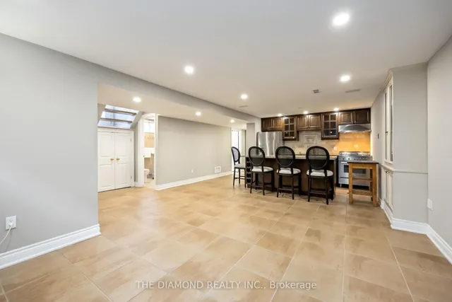 Additional image 33 of 58 Clement Rd