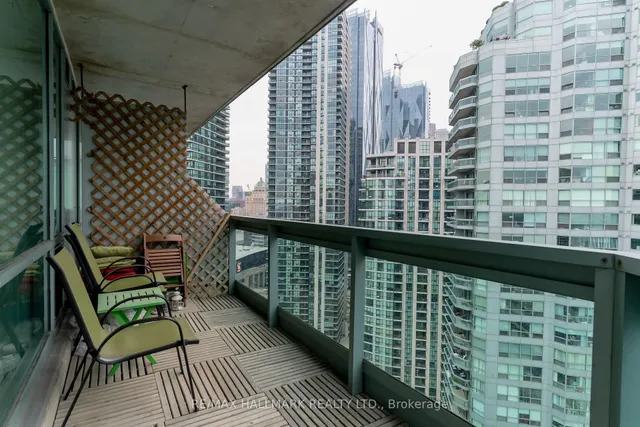 Additional image 17 of 10 Queens Quay Unit Ph9