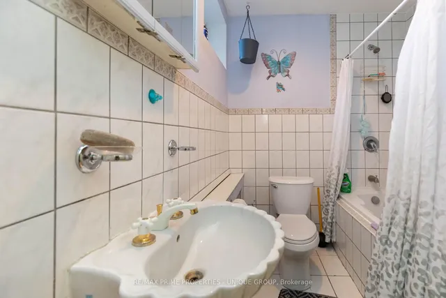 Additional image 30 of 40 Jeavons Ave