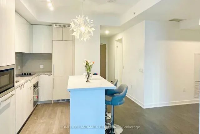 Additional image 8 of 125 Blue Jays Way Unit 2903