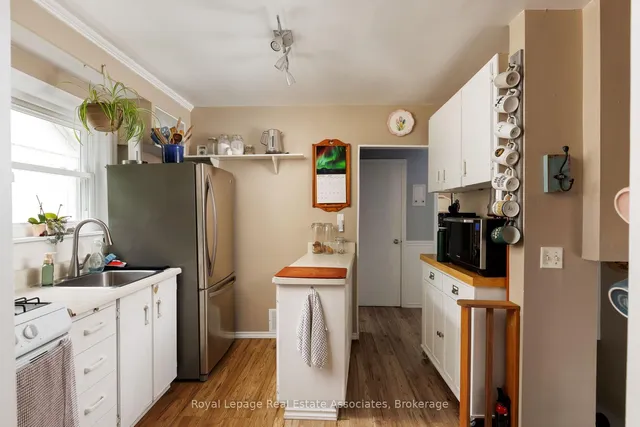 Additional image 18 of 7 Maybourne Ave