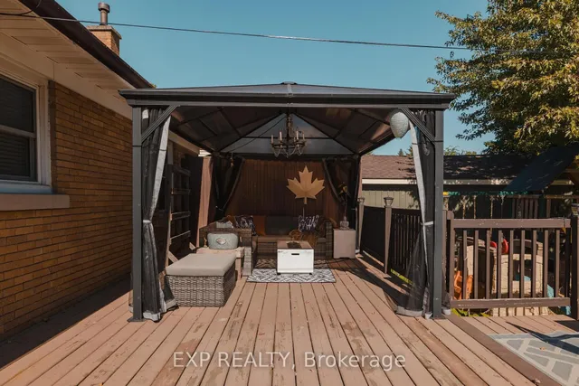 Additional image 28 of 300 Melrose Ave