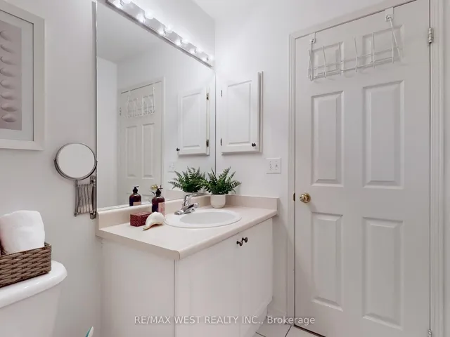 Additional image 31 of 22 Sierra Dr