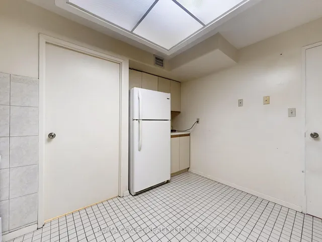 Additional image 14 of 188 Spadina Ave Unit 406