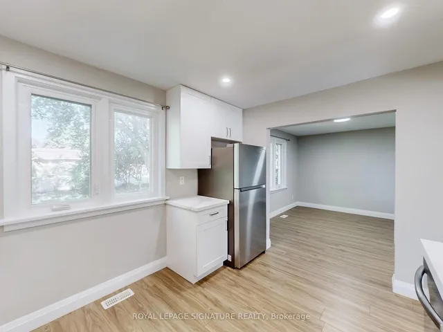 Additional image 11 of 22 Sherwood Ave