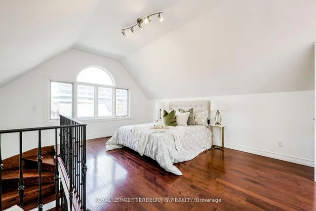 Additional image 17 of 329 Lippincott St