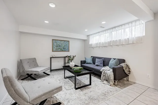 Additional image 32 of 57 Allanford Rd