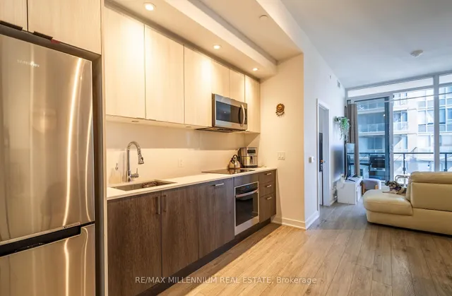 Additional image 4 of 1928 Lakeshore Blvd Unit 3205