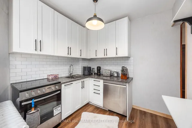 Additional image 14 of 33 Austin Terr