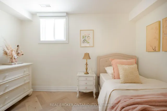 Additional image 16 of 187 Sherwood Ave Unit B