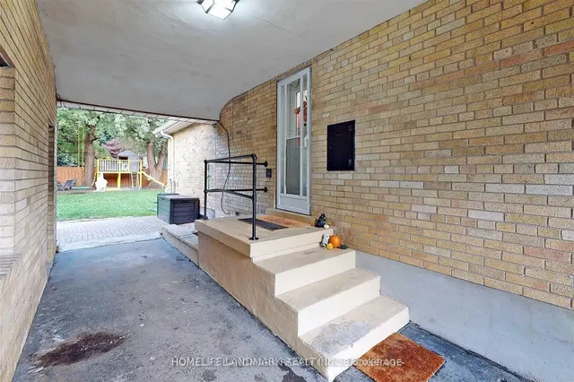 Additional image 23 of 169 Highgate Ave