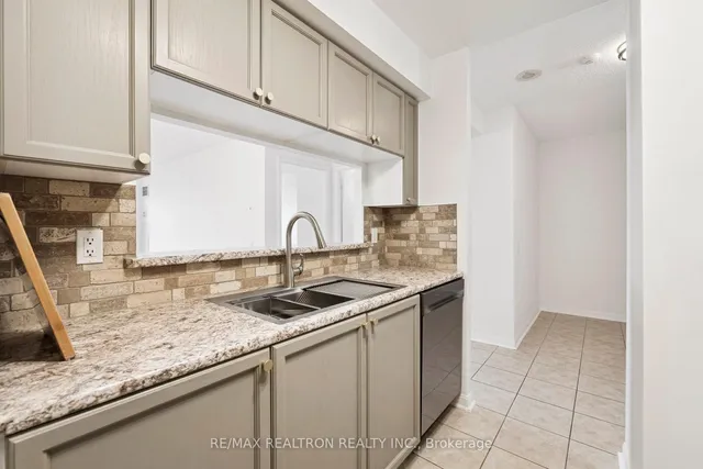 Additional image 20 of 650 Lawrence Ave Unit 735