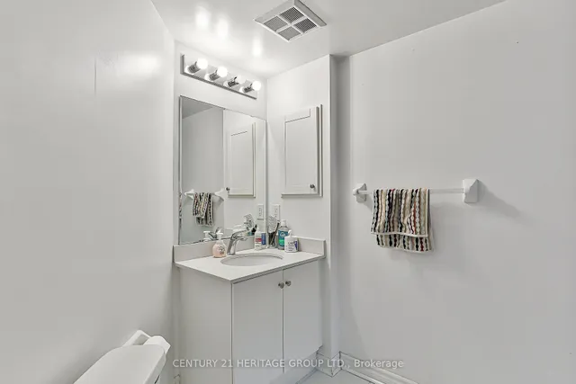 Additional image 25 of 8 Rean Dr Unit 404