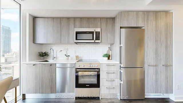 Additional image 4 of 28 Wellesley St Unit 2610