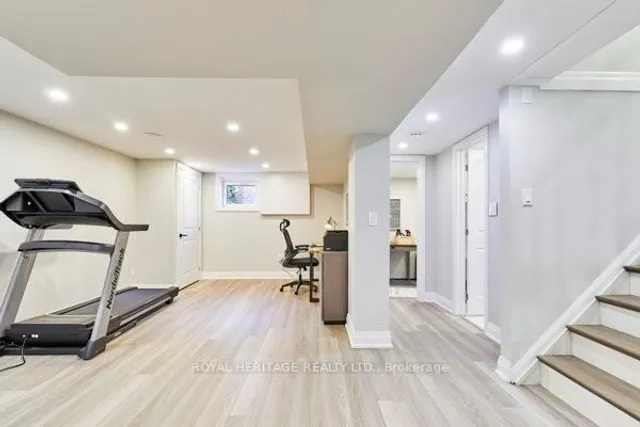 Additional image 28 of 35 Glen Muir Dr