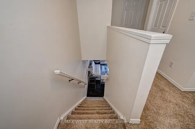 Additional image 18 of 21 Machado St