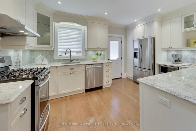 Additional image 13 of 163 Maplewood Ave