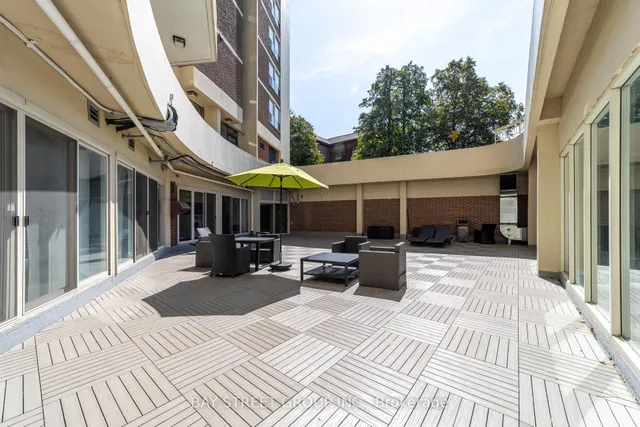 Additional image 39 of 980 Broadview Ave Unit 403