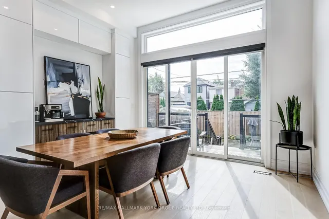 Additional image 17 of 109A Holborne Ave