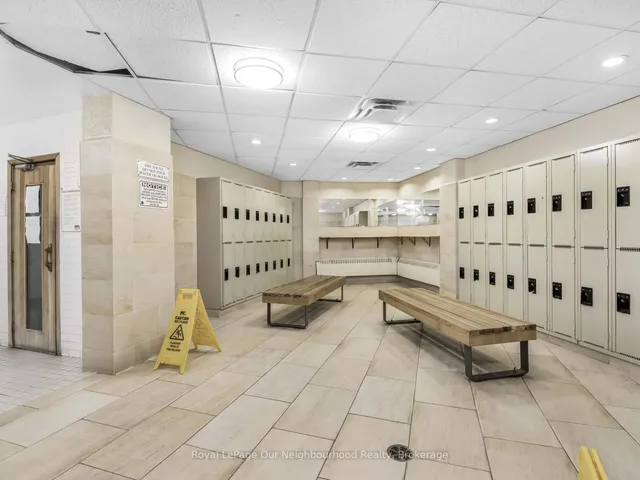 Additional image 24 of 60 Pavane Linkway Unit 2012