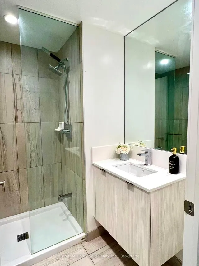 Additional image 14 of 195 Redpath Ave Unit 908