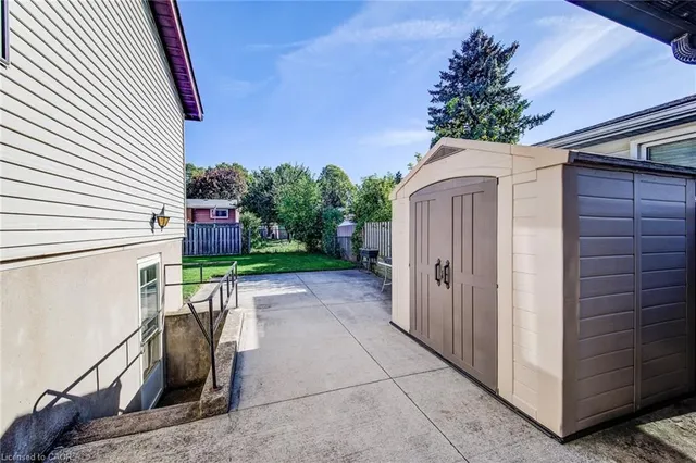 Additional image 28 of 53 Belwood Cres