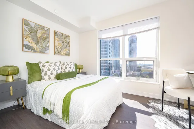 Additional image 16 of 255 Village Green Sq Unit 1003