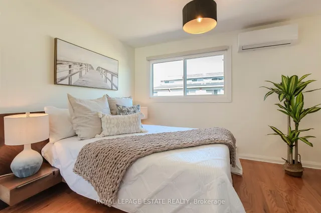 Additional image 17 of 1209 Queen St Unit 32