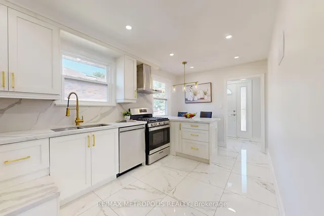 Additional image 13 of 162 Lord Roberts Dr