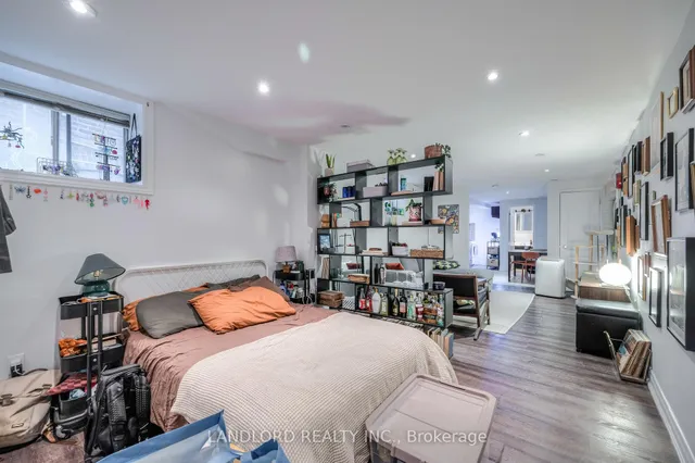 Additional image 30 of 22 Rusholme Park Cres