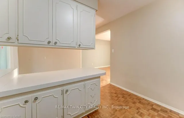 Additional image 27 of 12 Old York Cres