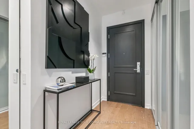 Additional image 3 of 88 Park Lawn Rd Unit 2112