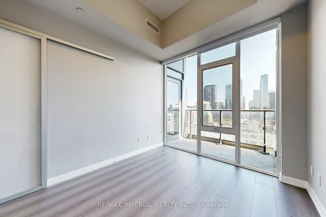 Additional image 17 of 435 Richmond St Unit Ph104