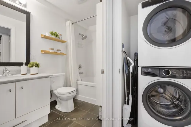 Additional image 21 of 3563 Lake Shore Blvd Unit 212