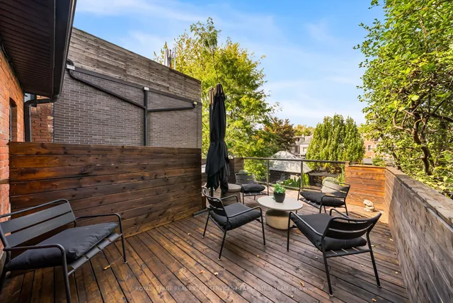 Additional image 31 of 74 Roxborough St