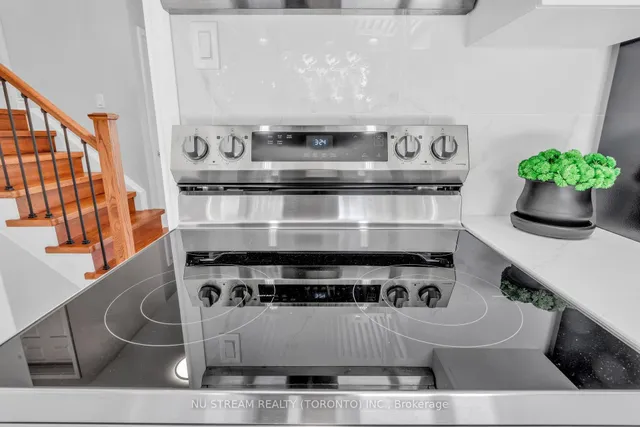 Additional image 20 of 35 Shrewsbury Sq