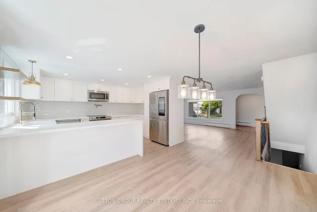 Additional image 10 of 15 Coach Liteway